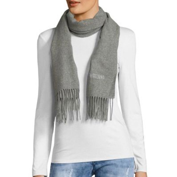 🆕🔥AUTHENTIC MOSCHINO WOOL SCARF🔥🆕 - Picture 2 of 12